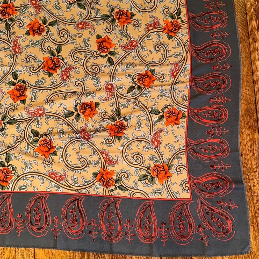Vtg Filene’s Basement Very, Very Large Gray & Orange‎ Floral Paisley Square Wrap